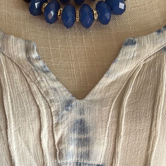 Sonoma Women’s Tie Dye Sleeveless V-neck Size XL Blue and White - Picture 4 of 13